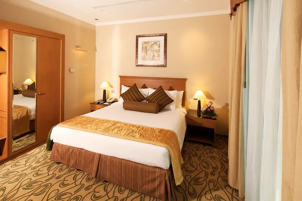 La Quinta By Wyndham Dubai Jumeirah Hotell Förenade Arabemiraten